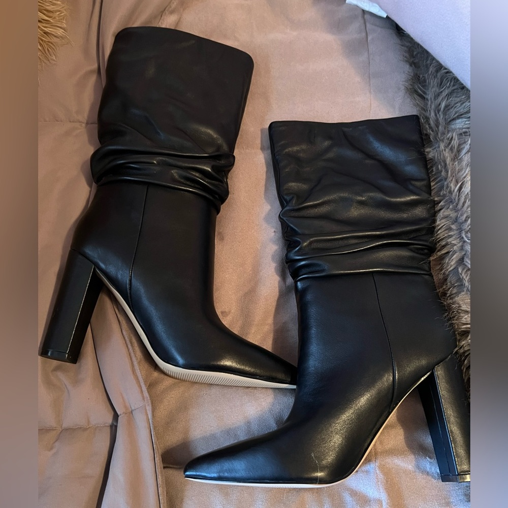 BN- Marc Fisher slouch boots